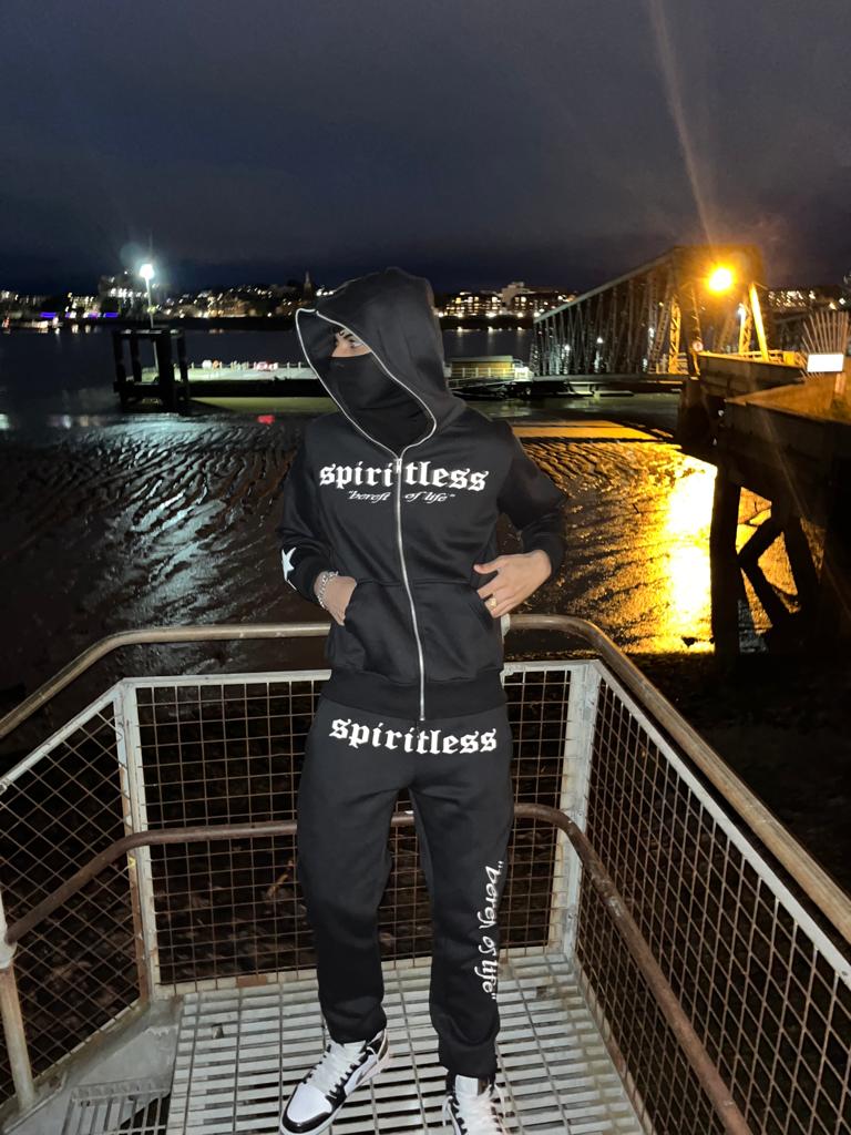 Spiritless tracksuit